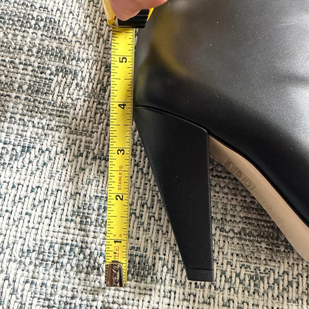 FENDI Karligraphy Leather Knee High Black Boots - Picture 11 of 12